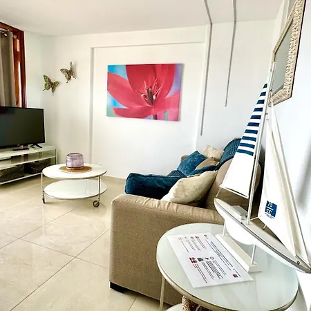 Flamingo Luxury Views By Deihu Experiences דירה *