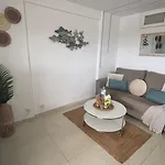 Flamingo Luxury Views By Deihu Experiences * بالم مار